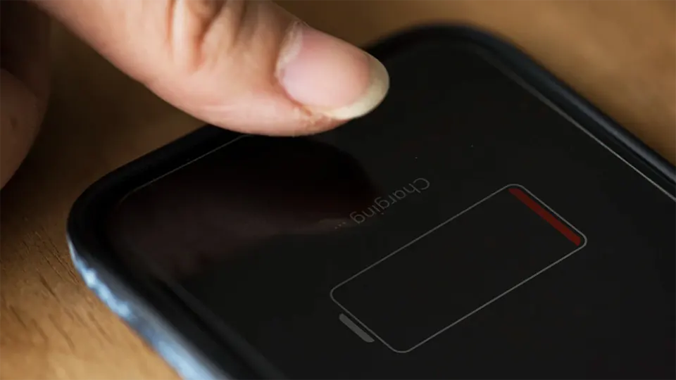 Điện thoại nhanh hết pin là nỗi ám ảnh của người dùng