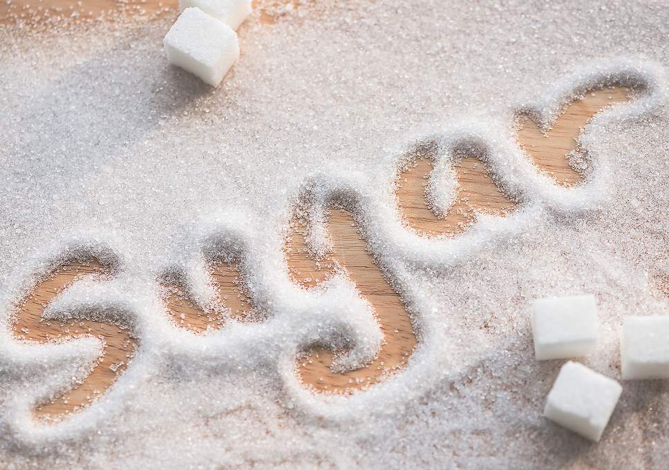 Đường là gia vị trong bếp nếu bảo quản đúng cách sẽ không cần lo đến hạn sử dụng (Ảnh minh họa)
